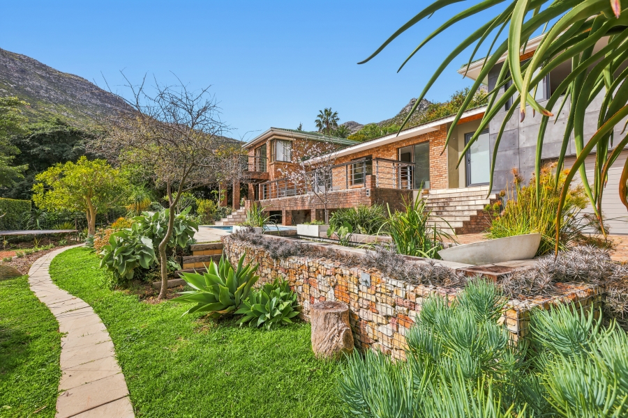 4 Bedroom Property for Sale in Scott Estate Western Cape